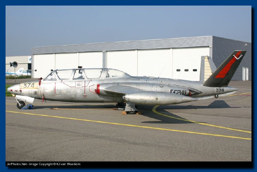 foto fouga 374B